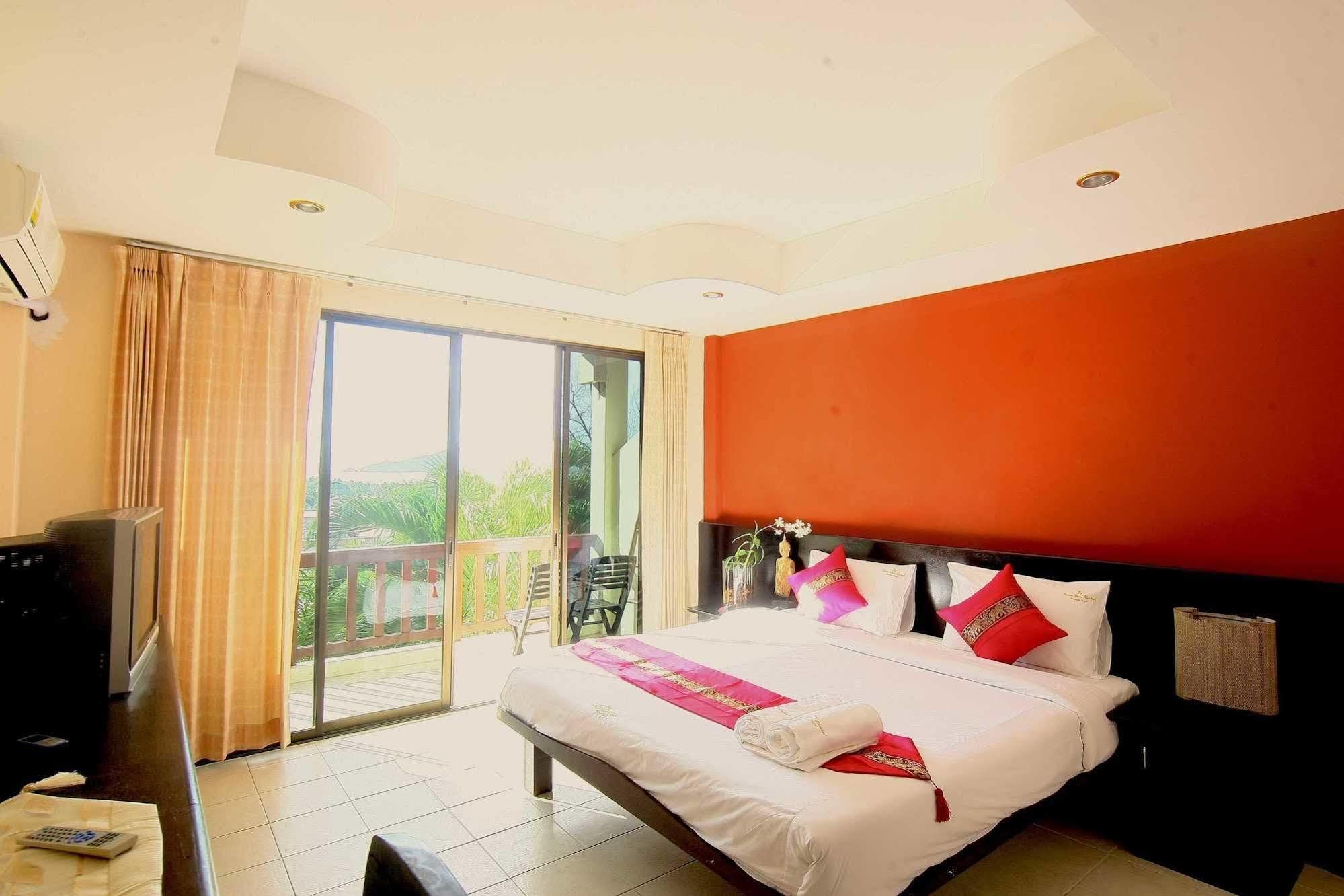 Sea Hills Resort Patong Ngoại thất bức ảnh